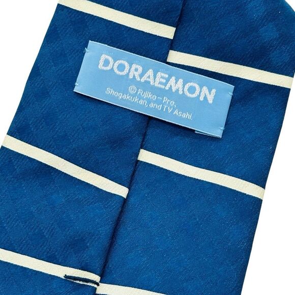 Doraemon Patterned Tie - Picture 6 of 8